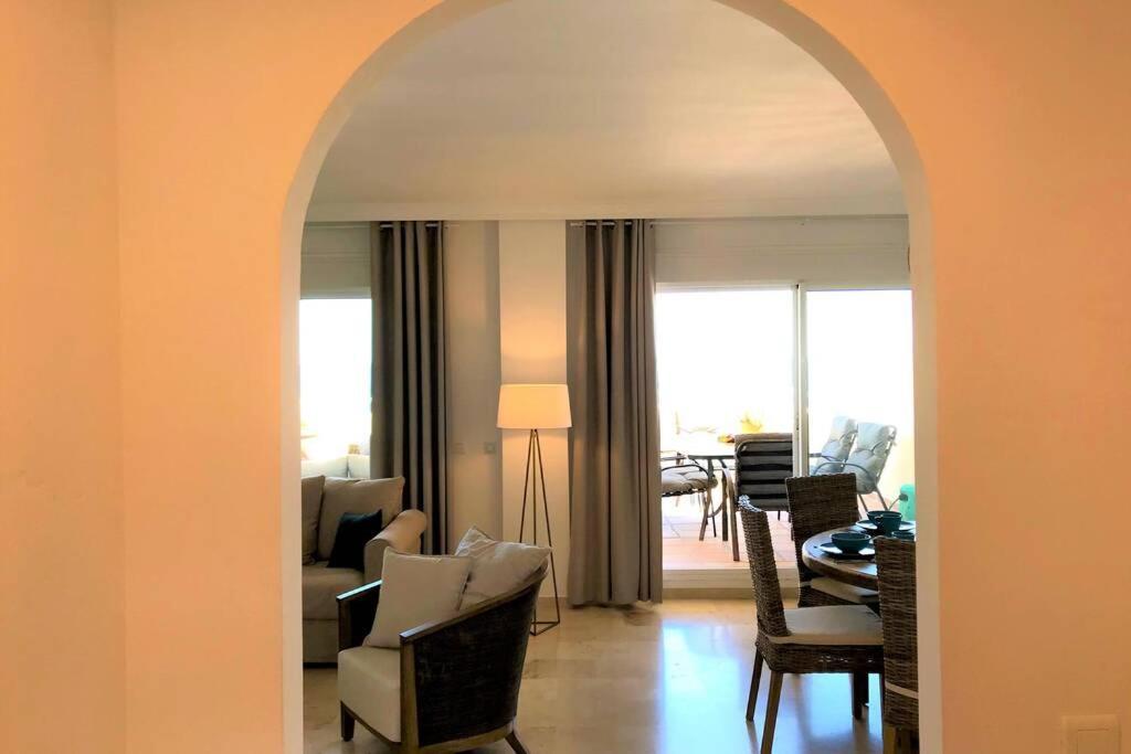 Penthouse Bermuda Beach 2 Estepona Eksteriør billede