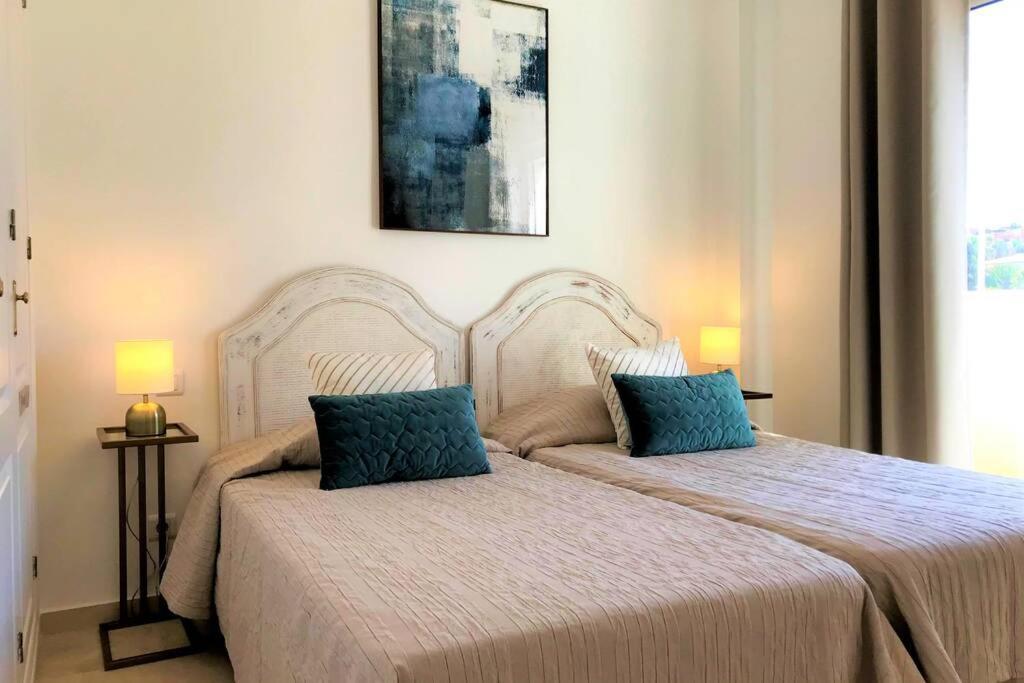 Penthouse Bermuda Beach 2 Estepona Eksteriør billede