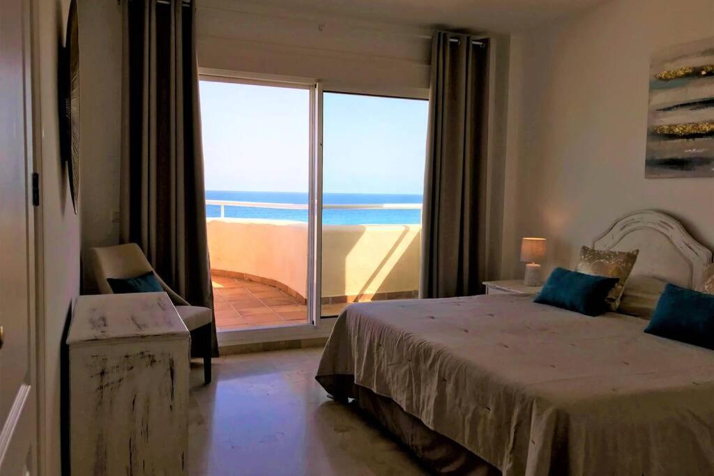 Penthouse Bermuda Beach 2 Estepona Eksteriør billede