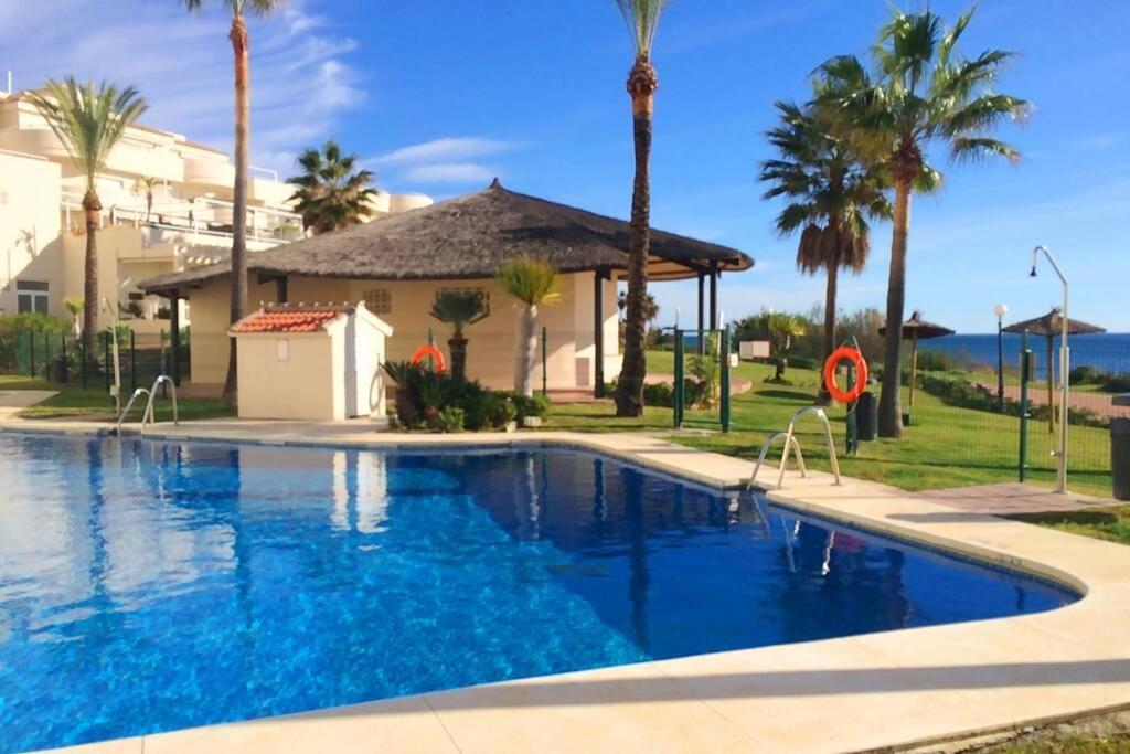 Penthouse Bermuda Beach 2 Estepona Eksteriør billede